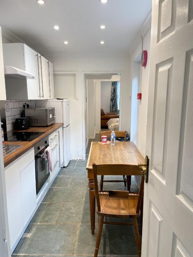 147 Knapp Road House London Bagian luar foto